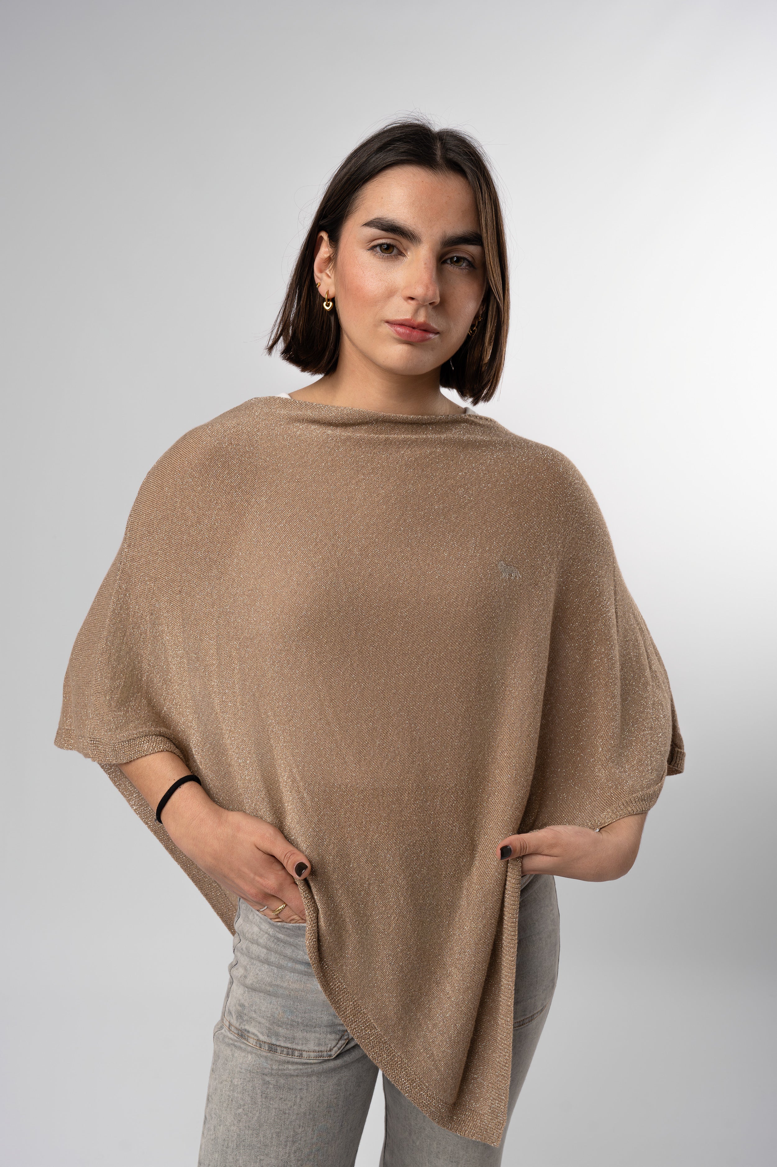 Vela Poncho Camel